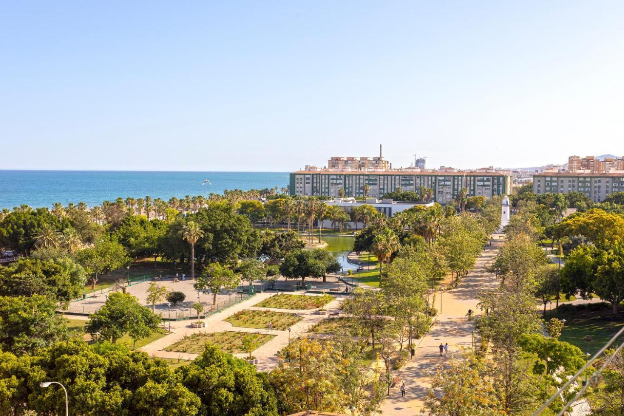 City Center And Next To The Beach 3 Bedrooms Apartment