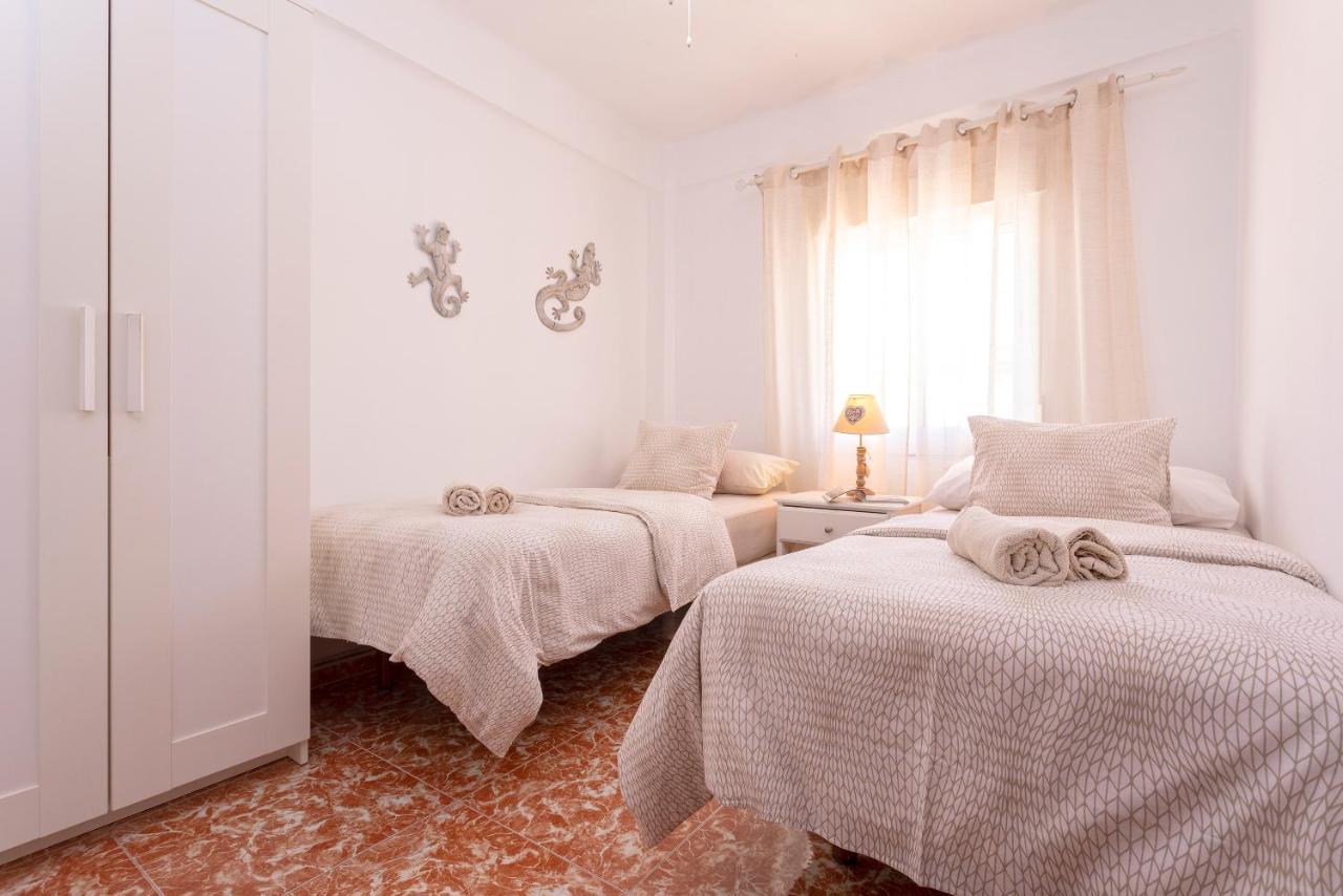 Apartment City Center And Next To The Beach 3 Bedrooms